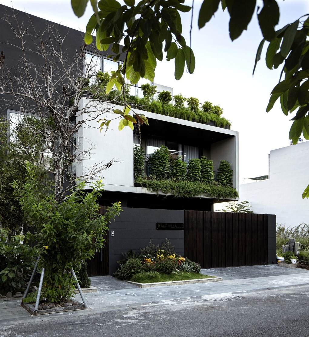 Căn biệt thự có phòng khách đặc biệt với 2 mặt tiền ở Đà Nẵng-2