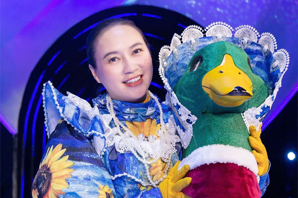 Voi Bản Đôn lộ nguyên hình ở Ca Sĩ Mặt Nạ, giọng hát đặc trưng chỉ đúng một người!-7