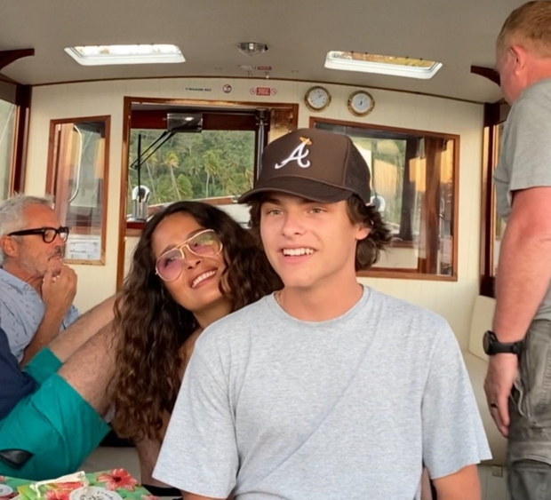 Con trai bí ẩn của ông trùm hàng hiệu: 5 tuổi mới biết cha là tỷ phú, lập tức gây sốt với lần lộ diện hiếm hoi-5