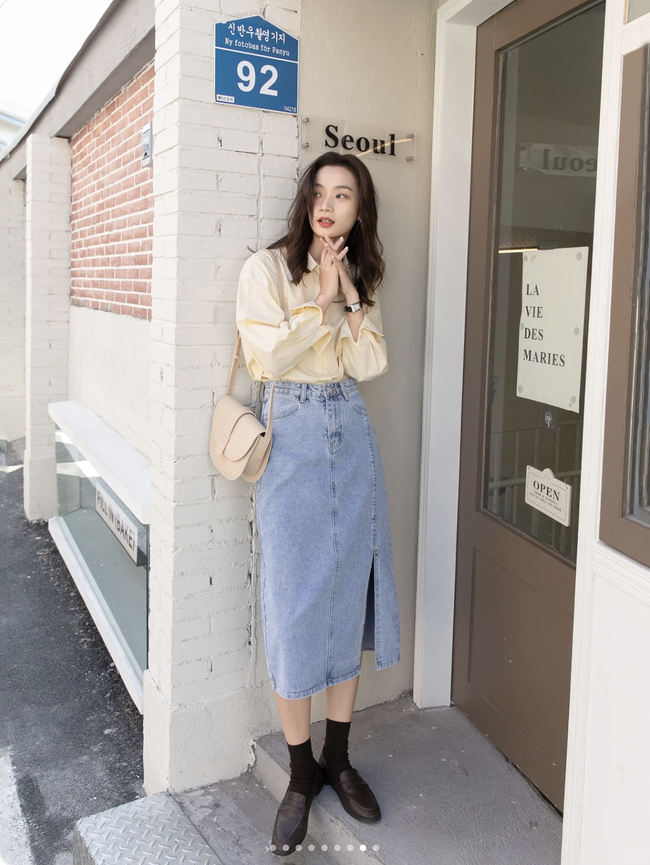 Chân váy denim + sơ mi: Cặp đôi hack tuổi vi diệu cho nàng công sở tuổi 30-4