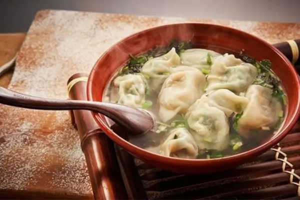 Tụ tập liên hoan, cả gia đình 9 người suýt chết vì điều không ai ngờ-1