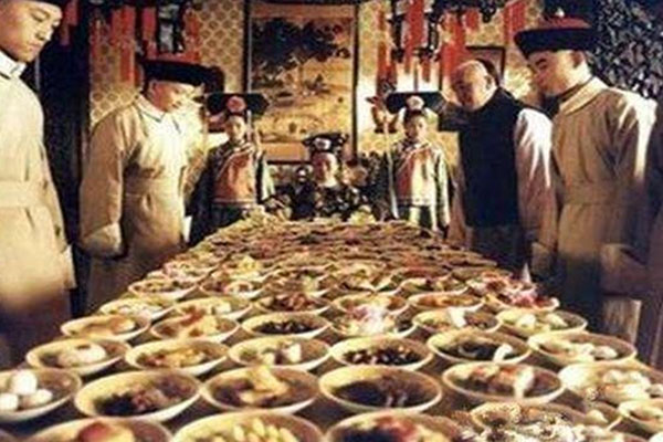 Từ Hi Thái hậu mỗi ngày ăn 20 quả trứng nhưng đầu bếp phải chuẩn bị 500 quả, vì sao?-2