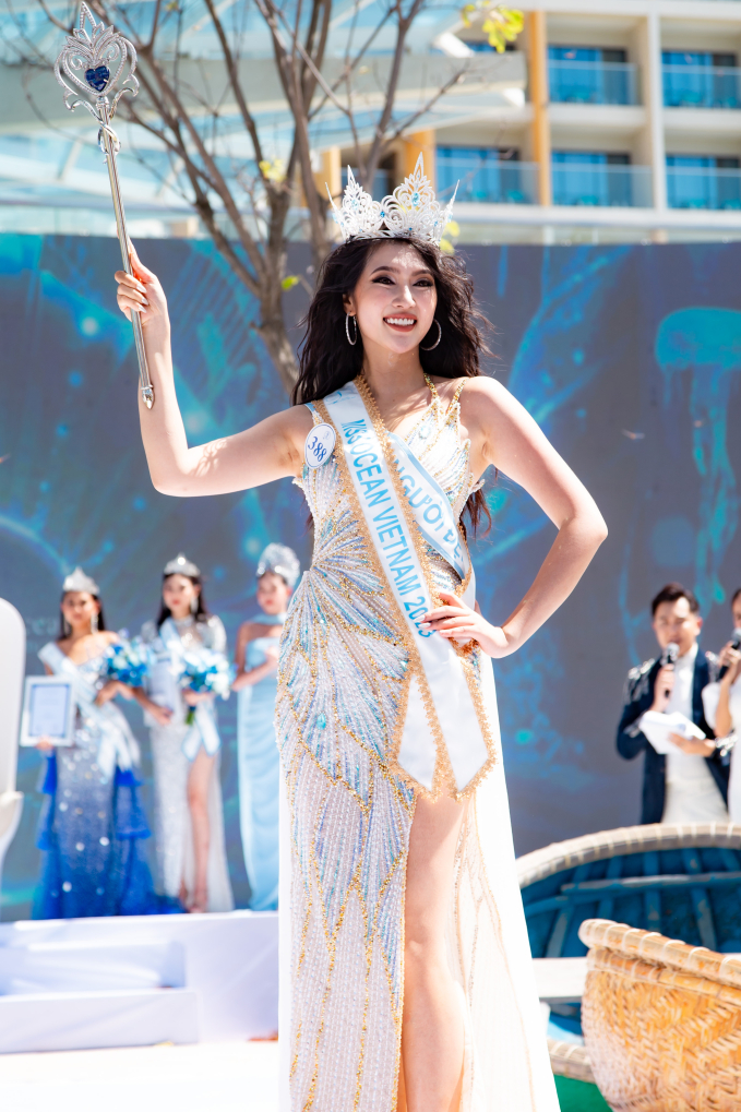 Nhan sắc gây tranh cãi của Tân Hoa hậu Đại dương Việt Nam, netizen đào ảnh quá khứ dụi mắt 3 lần mới nhìn ra?-1