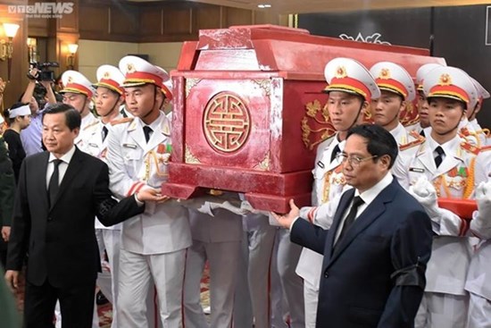 Tiễn đưa Phó Thủ tướng Lê Văn Thành về nơi an nghỉ cuối cùng