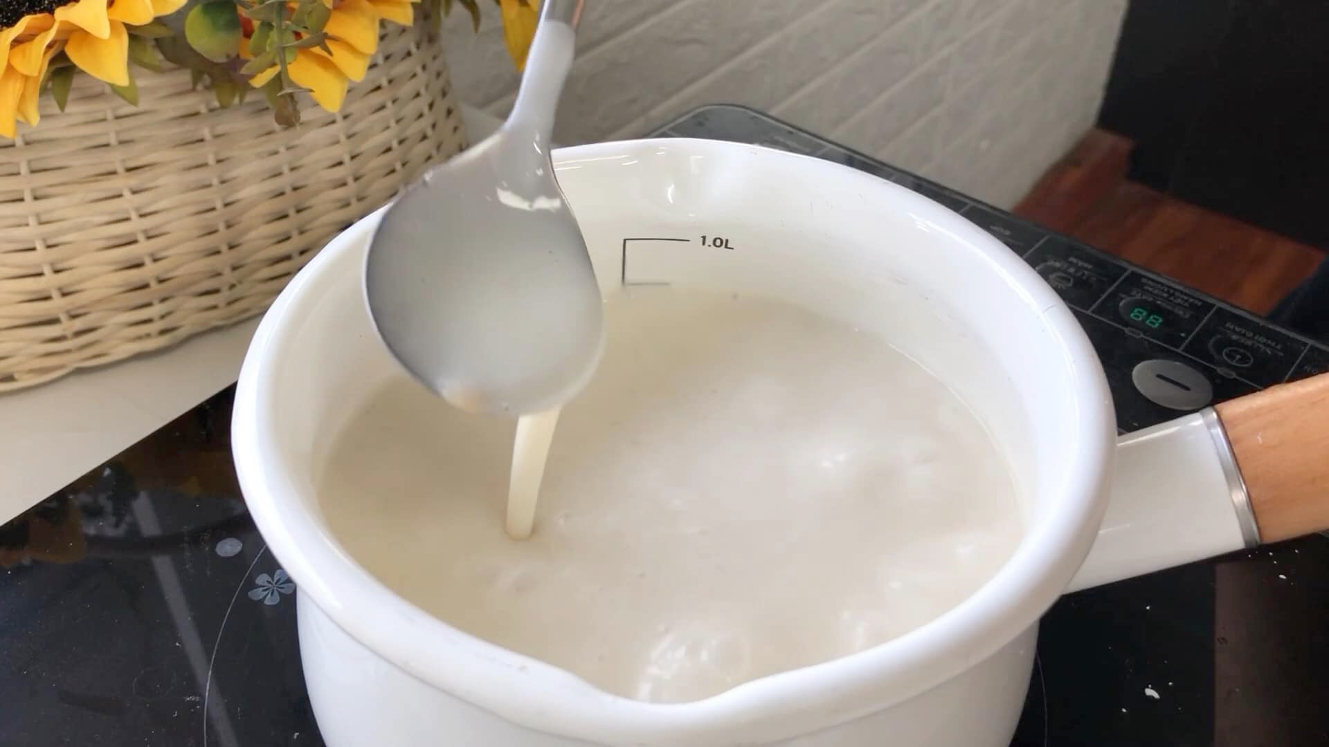 Học mẹ đảm Hà thành cách nấu chè bưởi cốm dừa cho mùa Vu Lan-29