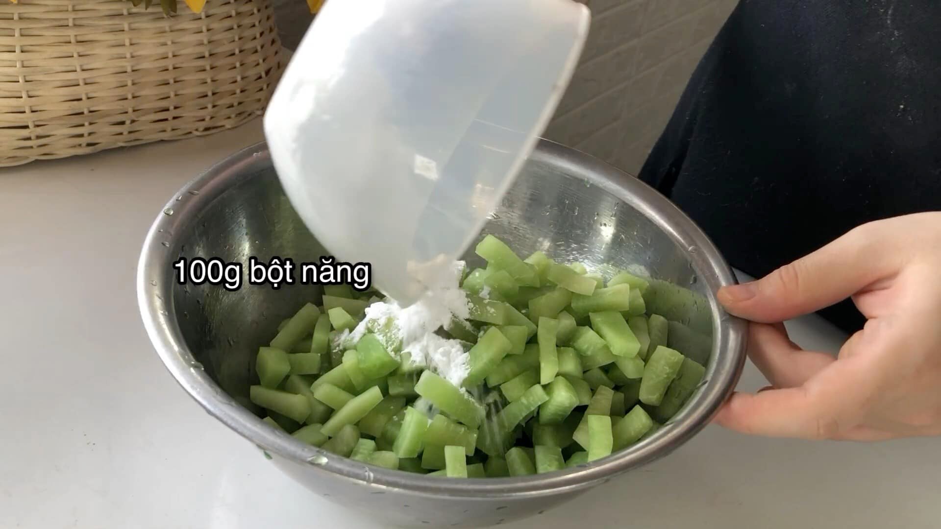 Học mẹ đảm Hà thành cách nấu chè bưởi cốm dừa cho mùa Vu Lan-15