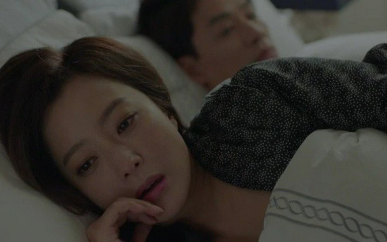 Vừa đẻ xong phát hiện chồng ngoại tình với người yêu cũ, tôi chết sững khi biết bí mật của anh và nhân tình-1