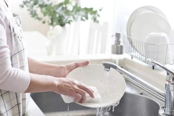 Đặt bát muối ở góc nhà có tác dụng gì?-2