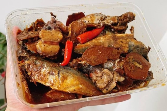 Bí quyết kho cá mềm thơm, không tanh mà các nhà hàng không muốn bạn biết