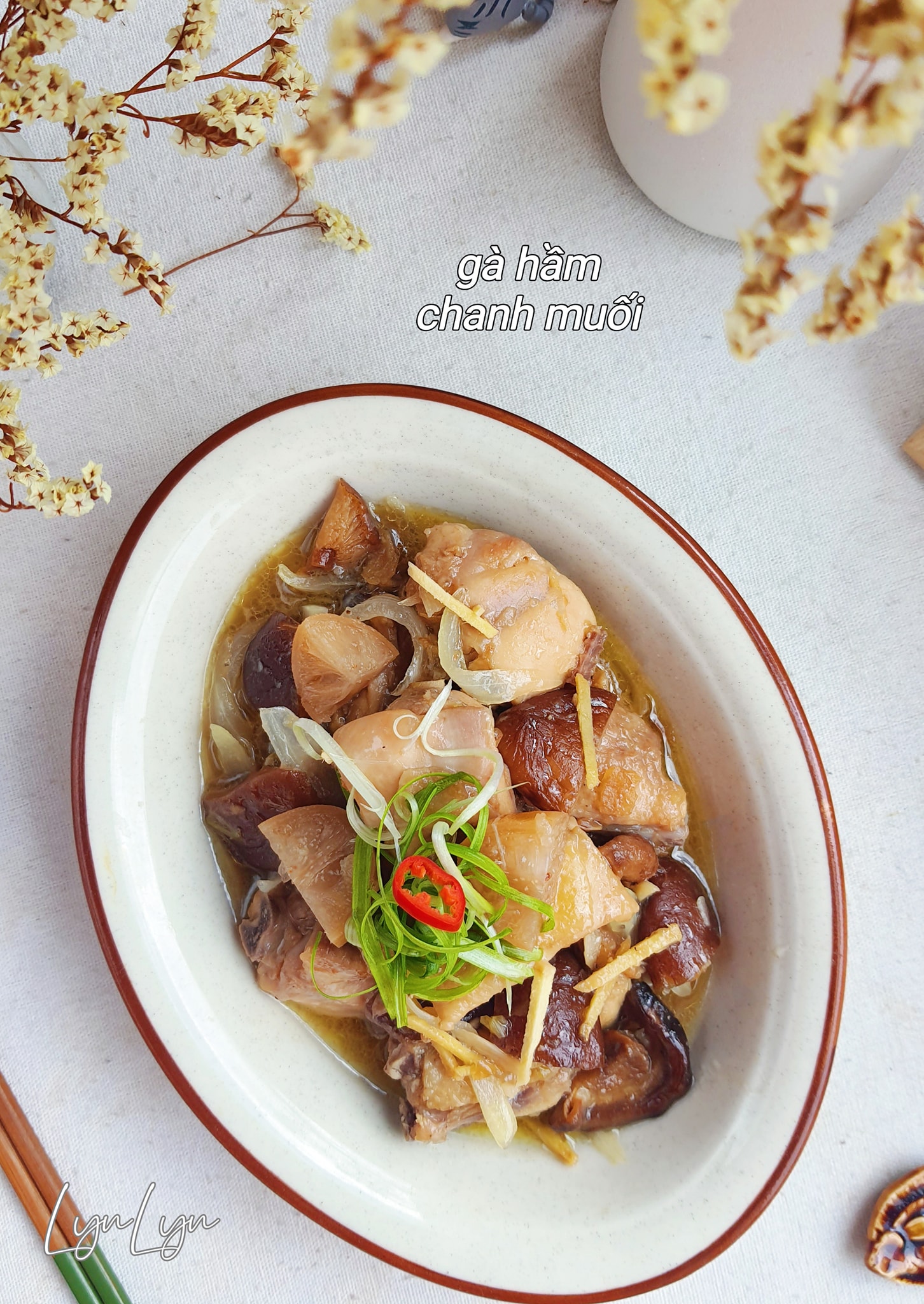 Loại quả giàu vitamin C, tốt cho tim mạch, đem muối rồi kho với thịt gà thành món ngon bất ngờ-3