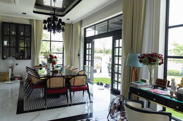 Phòng tổng thống trong căn biệt thự 305 M2 của diễn viên Quốc Trường-7