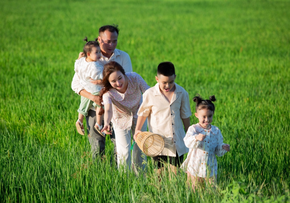 Vy Oanh thuyết phục ông xã quay MV tặng các con-3