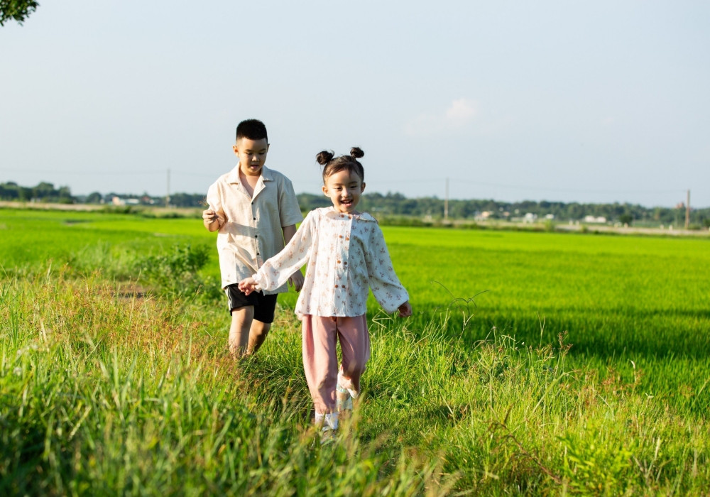 Vy Oanh thuyết phục ông xã quay MV tặng các con-4