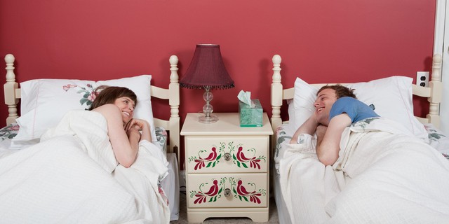 Những quy tắc trên giường ngủ của người vợ yêu chồng điên cuồng-2