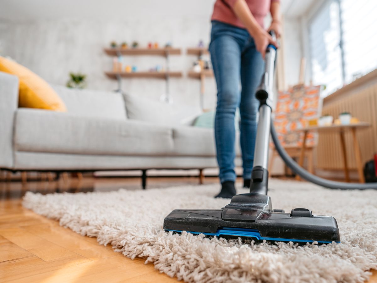 4 signs it's time to replace your vacuum cleaner-1