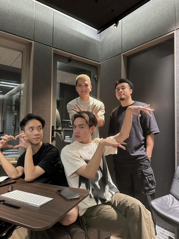 Bên trong biệt thự 5 tầng của JustaTee: Góc nào cũng xịn đét, được gọi là tụ điểm giải trí của giới rap Việt bởi 1 lý do-16