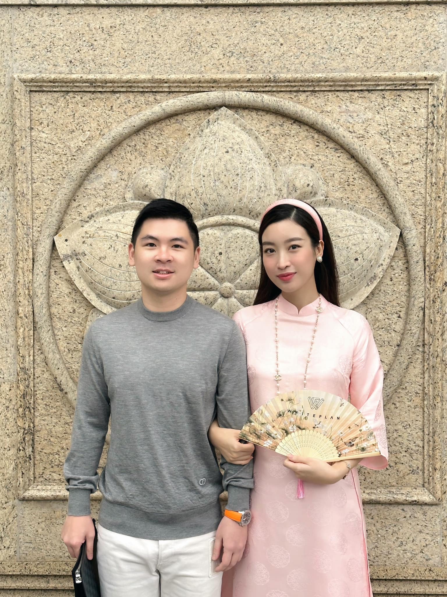 Hoa hậu nghèo nhất Việt Nam sau 7 năm đăng quang giờ là vợ chủ tịch, có hãng thời trang riêng-10