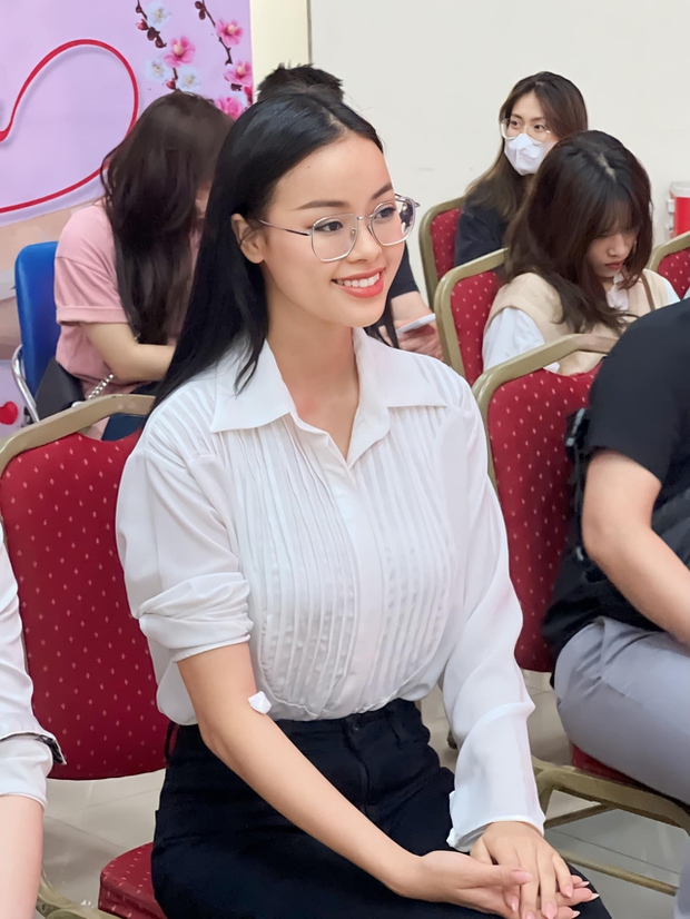 Top 3 Miss World Vietnam sau 1 tháng đăng quang: Ý Nhi mất hút khỏi các sự kiện, Minh Kiên visual lột xác vượt bậc-8