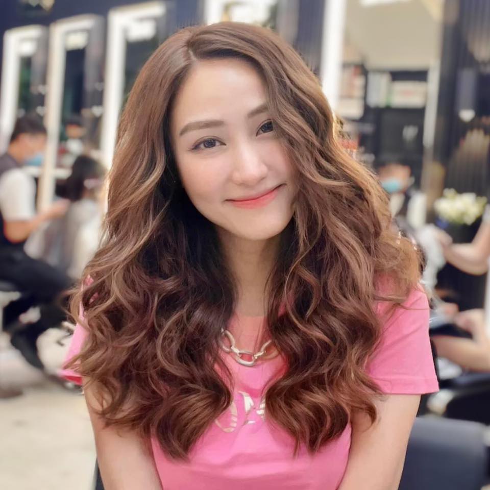 Ngân Khánh U40 vẫn đẹp như đôi mươi, hạnh phúc bên chồng đại gia dù 8 năm chưa sinh con-1