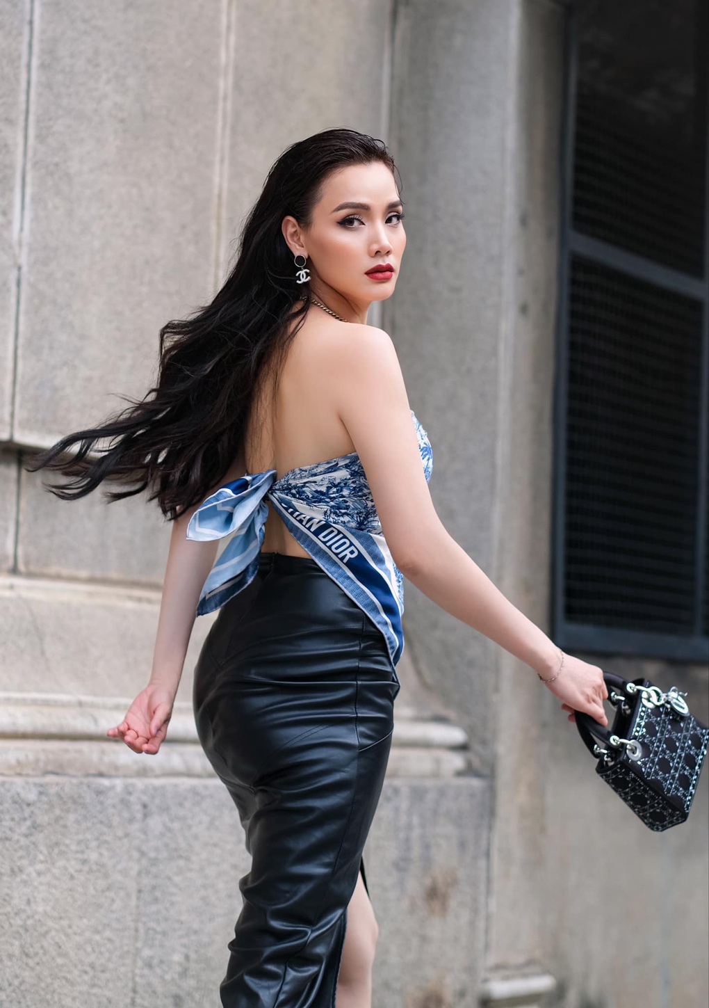 Trang Nhung tuổi 38: Chồng đạo diễn yêu chiều, chăm dát đồ hiệu xuống phố-1