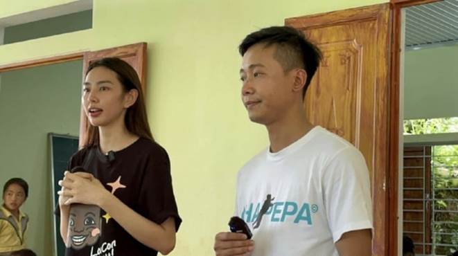 Quang Linh Vlogs và Thùy Tiên: Cứ gặp nhau là khiến dân mạng ‘bấn loạn’-6