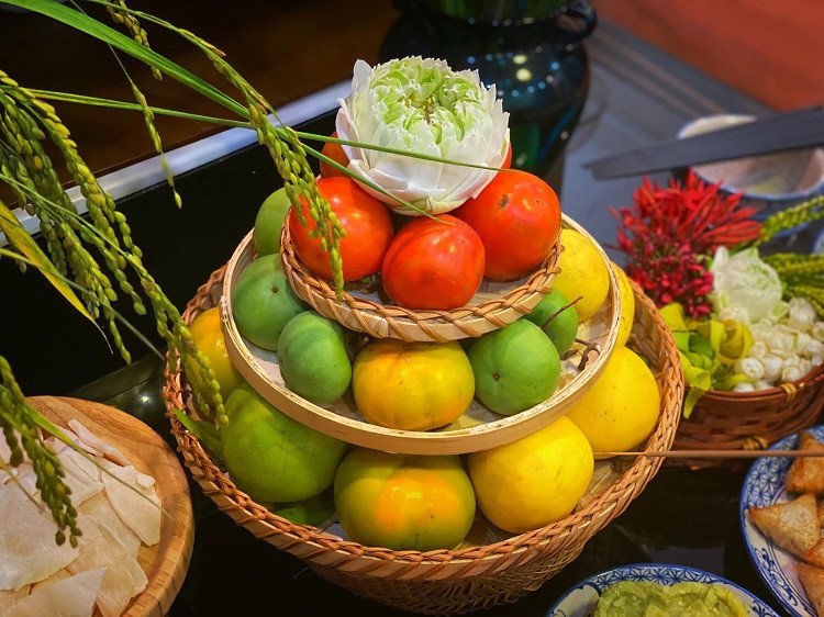 Dù cúng Rằm hay chưa, sáng Rằm tháng 7 vẫn nên đặt 3 thứ có mùi này lên bàn thờ để gia đạo bình an-1