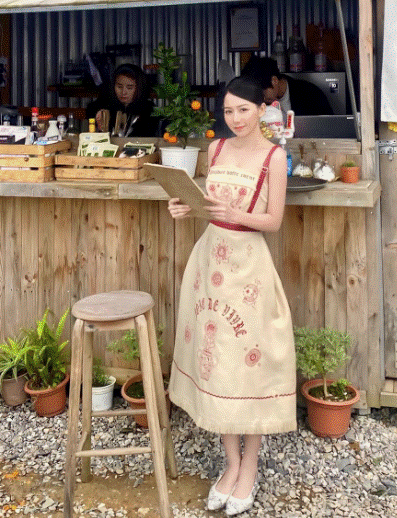 Hot boy Đội tuyển Việt Nam công khai hẹn hò bạn gái đa tài-10