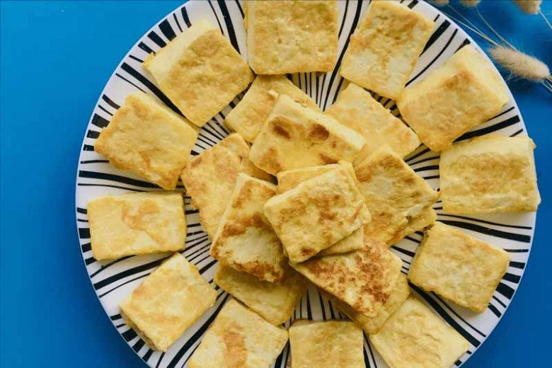 Rán đậu đừng cho trực tiếp vào chảo, thêm 2 bước này miếng nào cũng vàng ruộm, không bao giờ nát-8