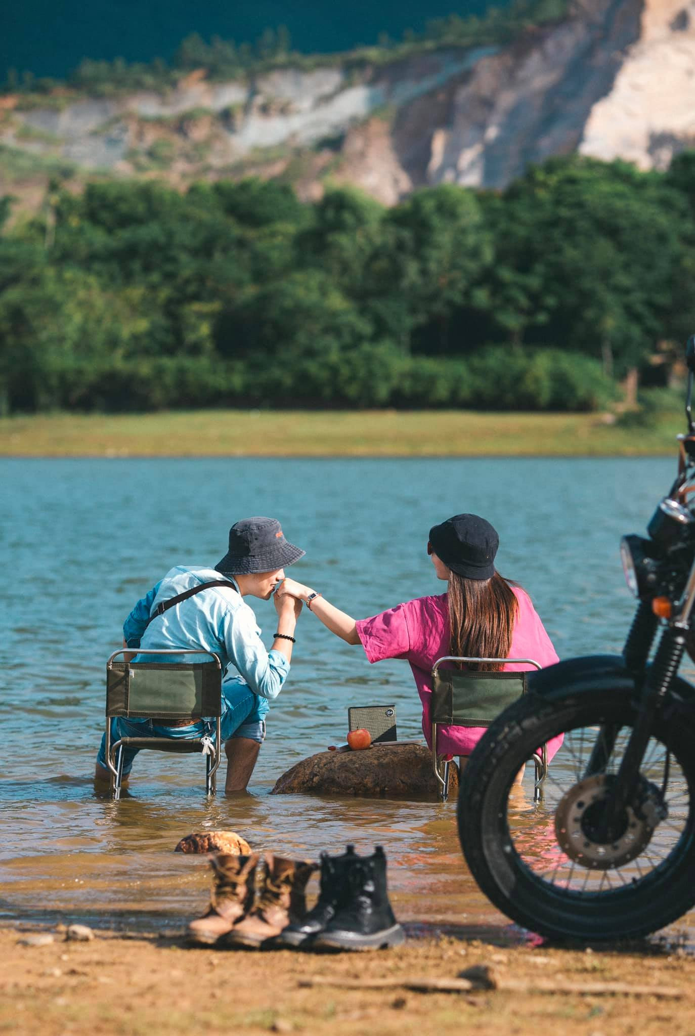 Nghỉ lễ 2/9, đến hồ nước tuyệt đẹp cách Hà Nội 40km cắm trại mùa thu-4