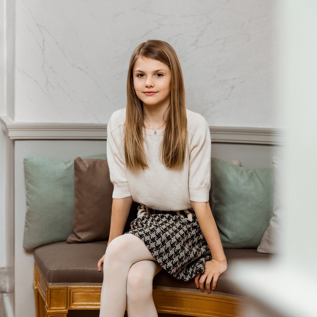 Người thừa kế ngai vàng trẻ tuổi của hoàng gia thế giới-19