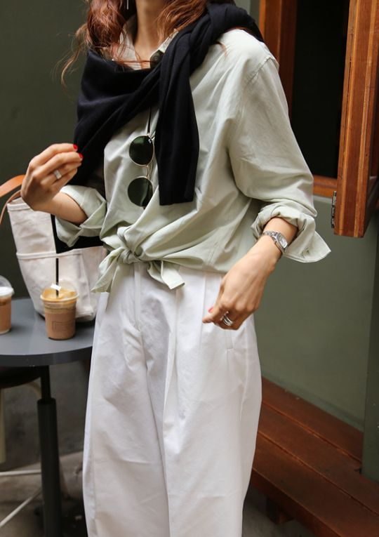 5 cách diện sơ mi giúp nàng công sở sang chảnh hơn khi Thu về-10