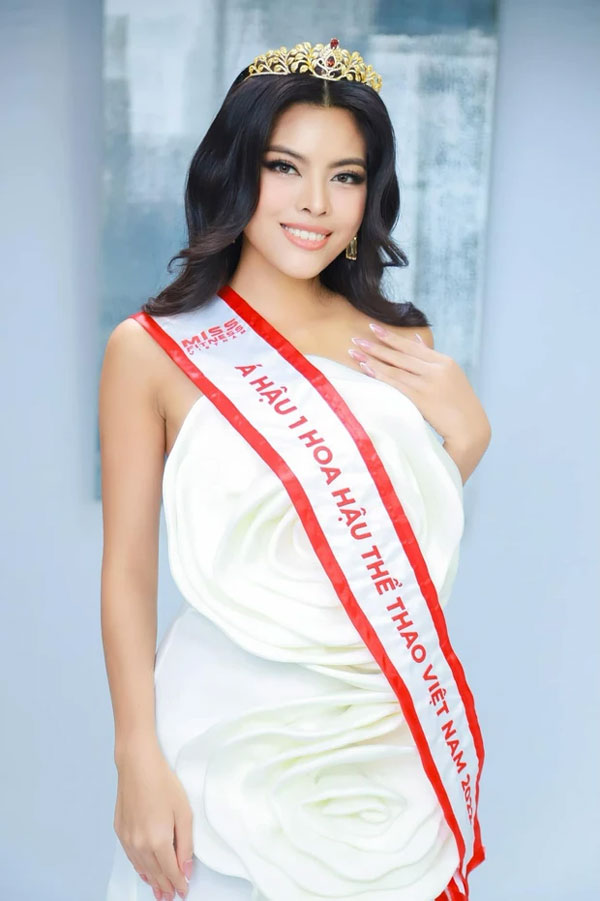 Á hậu Vbiz bị chỉ trích vì công khai ủng hộ quan điểm làm sugar baby-3