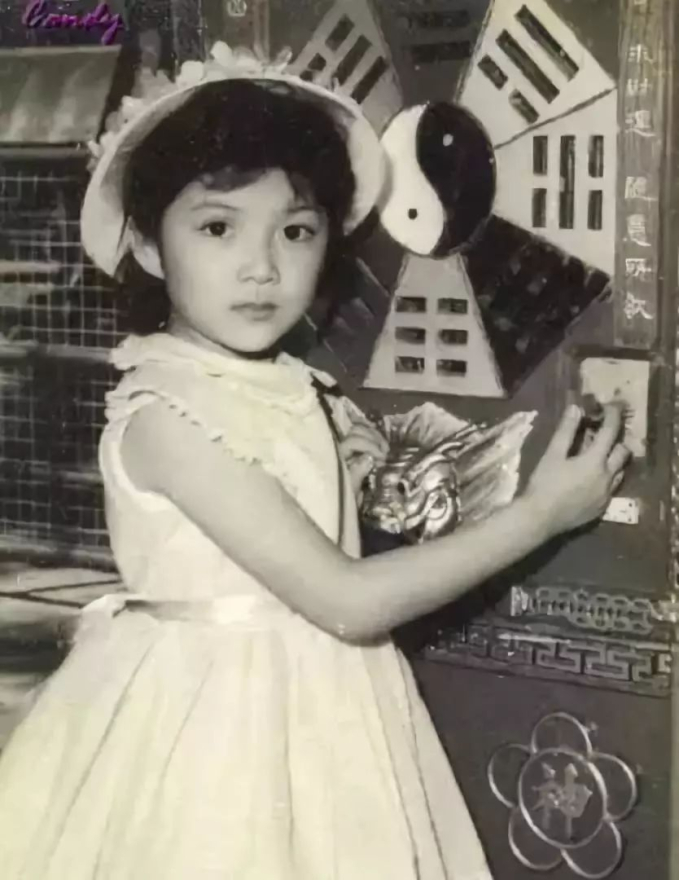 Bi kịch sao nhí 3 tuổi đã debut, 12 năm đóng 300 bộ phim: Khi con cái bị chính bố mẹ vắt kiệt như gà đẻ trứng vàng-1