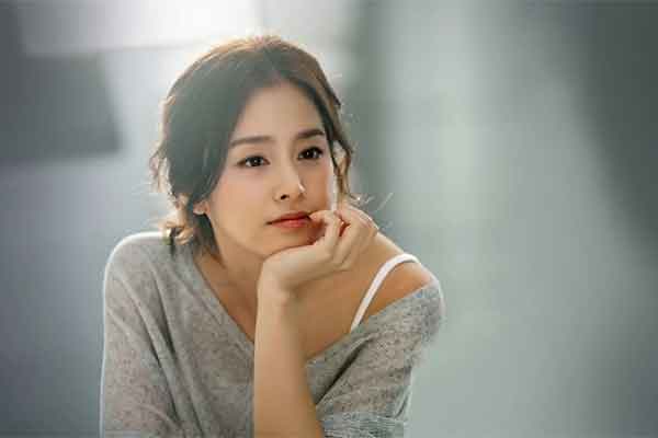 Chồng tôi hất đổ mâm cơm đạm bạc mà em dâu chuẩn bị cho mẹ-2