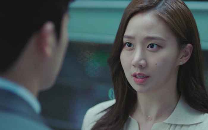 Chồng tôi hất đổ mâm cơm đạm bạc mà em dâu chuẩn bị cho mẹ-1