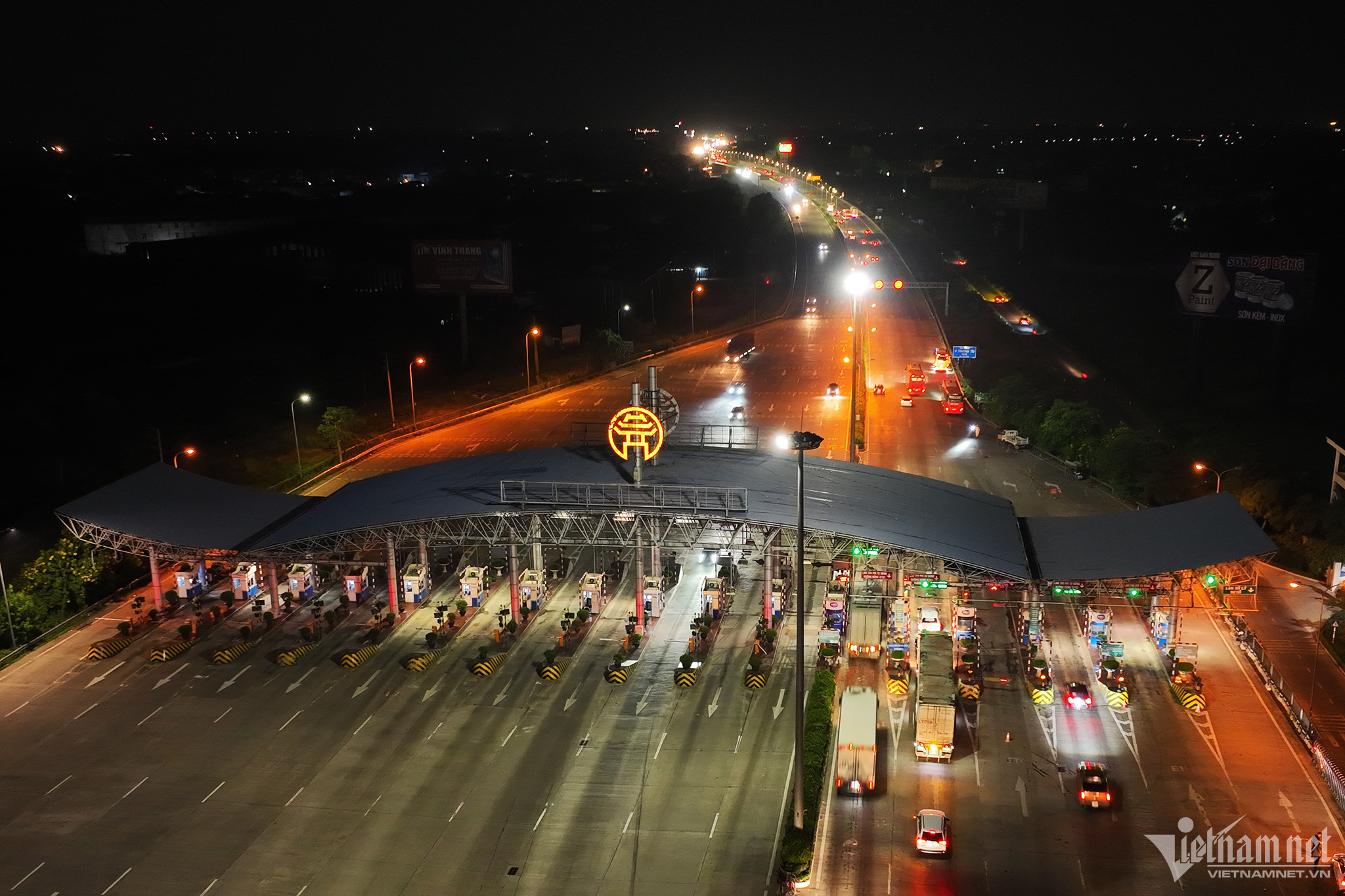 Người dân về quê nghỉ lễ 2/9 trong đêm, Vành đai 3 Hà Nội ùn tắc kéo dài-7