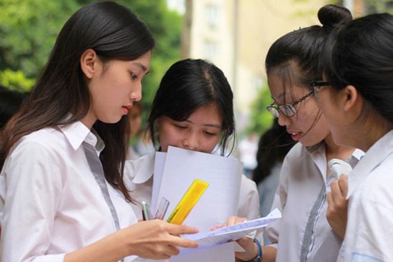 Khi thủ khoa không còn là “tấm vé” đỗ đại học tuyệt đối