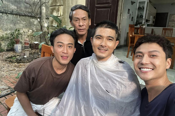 Nam thần Việt chuyên đóng chồng của các mỹ nhân VTV, ngoài đời hôn nhân bí ẩn bậc nhất showbiz-9