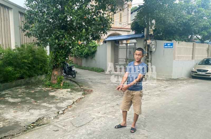 Tên cướp có biệt tài bơi lội và leo trèo, bị bắt khi đang ngủ-1