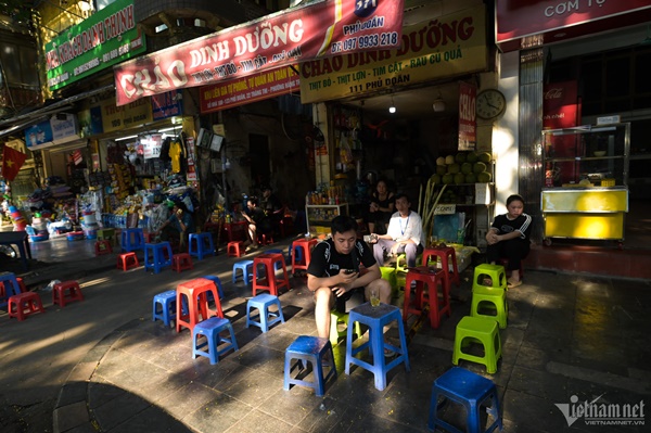 Phố phường Hà Nội thanh bình ngày nghỉ lễ Quốc khánh-12