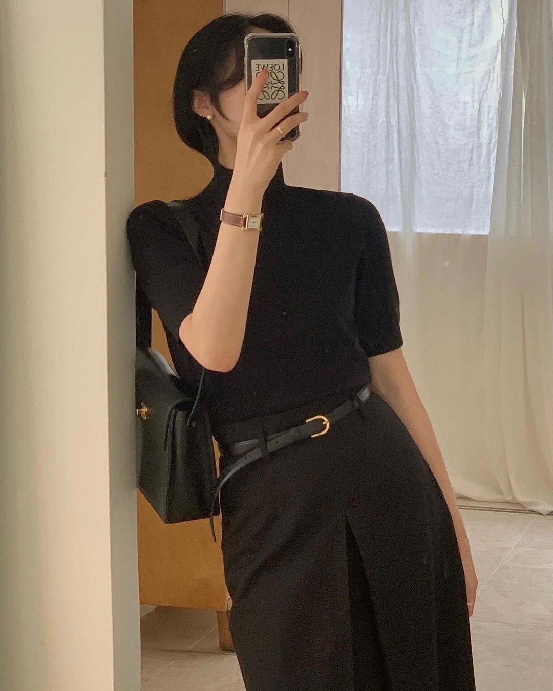 Xu hướng diện cả cây đồ trơn màu được phụ nữ Hàn yêu thích trong mùa thu-1