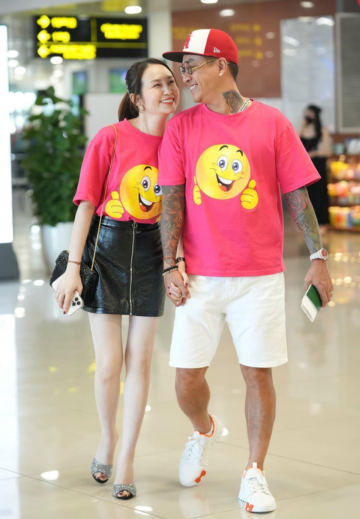 Sao Việt 3/9: Thuỷ Tiên khác lạ nghi dao kéo, Khánh Thi gợi cảm bên chồng-4