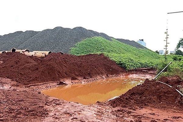 Phát hiện thi thể cháu bé 10 tuổi gần trung tâm thương mại ở Bình Phước-1