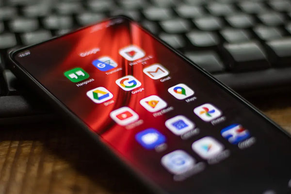 Điện thoại đột nhiên nóng như lửa, tài khoản hơn 300 triệu tụt xuống 0: Nạn nhân không hiểu nổi vì sao tiền lại mất-1