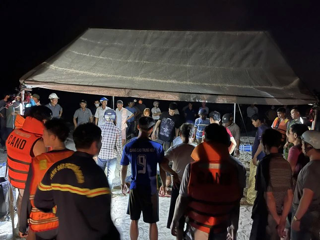 Tắm biển Mỹ Khê, một thanh niên đuối nước tử vong-2