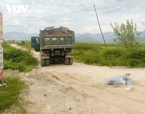 Hai học sinh ở Điện Biên bị xe tải cán tử vong khi đi khai giảng về-1