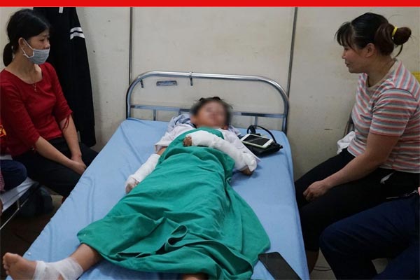 Sức khỏe học sinh tiểu học vụ nổ bóng bay tại lễ khai giảng hiện ra sao?-2