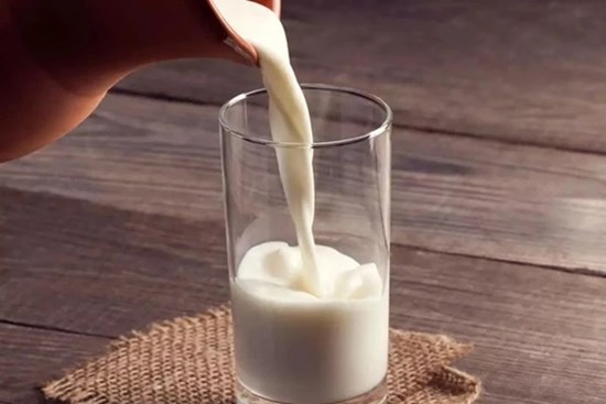 Những thực phẩm không dùng chung với sữa kẻo tiêu chảy, sỏi thận