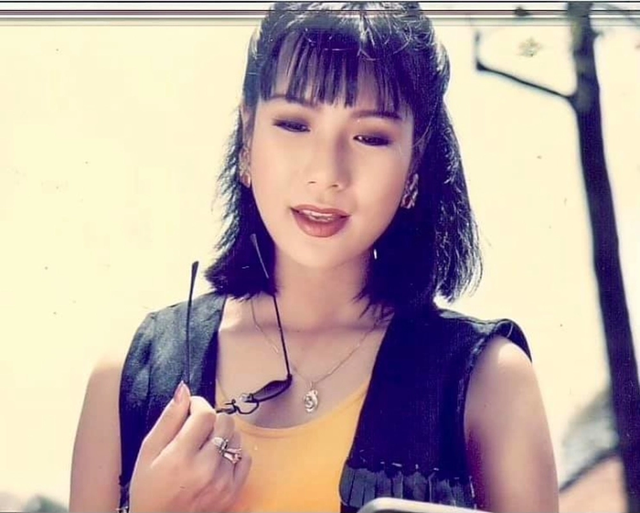 Á hậu hiếm hoi được phong tặng NSƯT, sắc vóc tuổi 52 sexy như gái đôi mươi là ai?-2