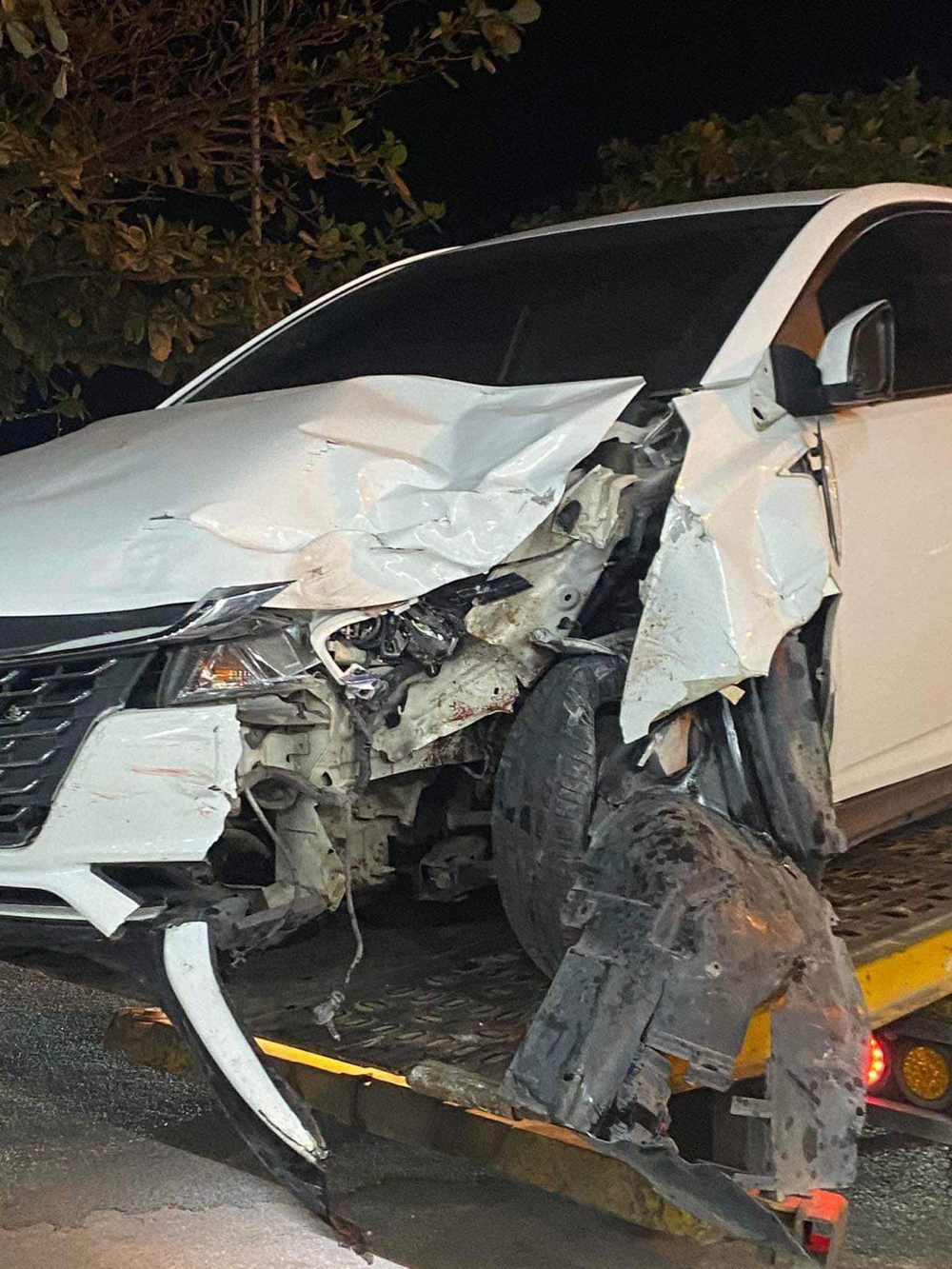 Ô tô lao lên vỉa hè, tông gãy chân chủ nhà nghỉ ở Đồ Sơn, đoạn clip hé lộ diễn biến-2